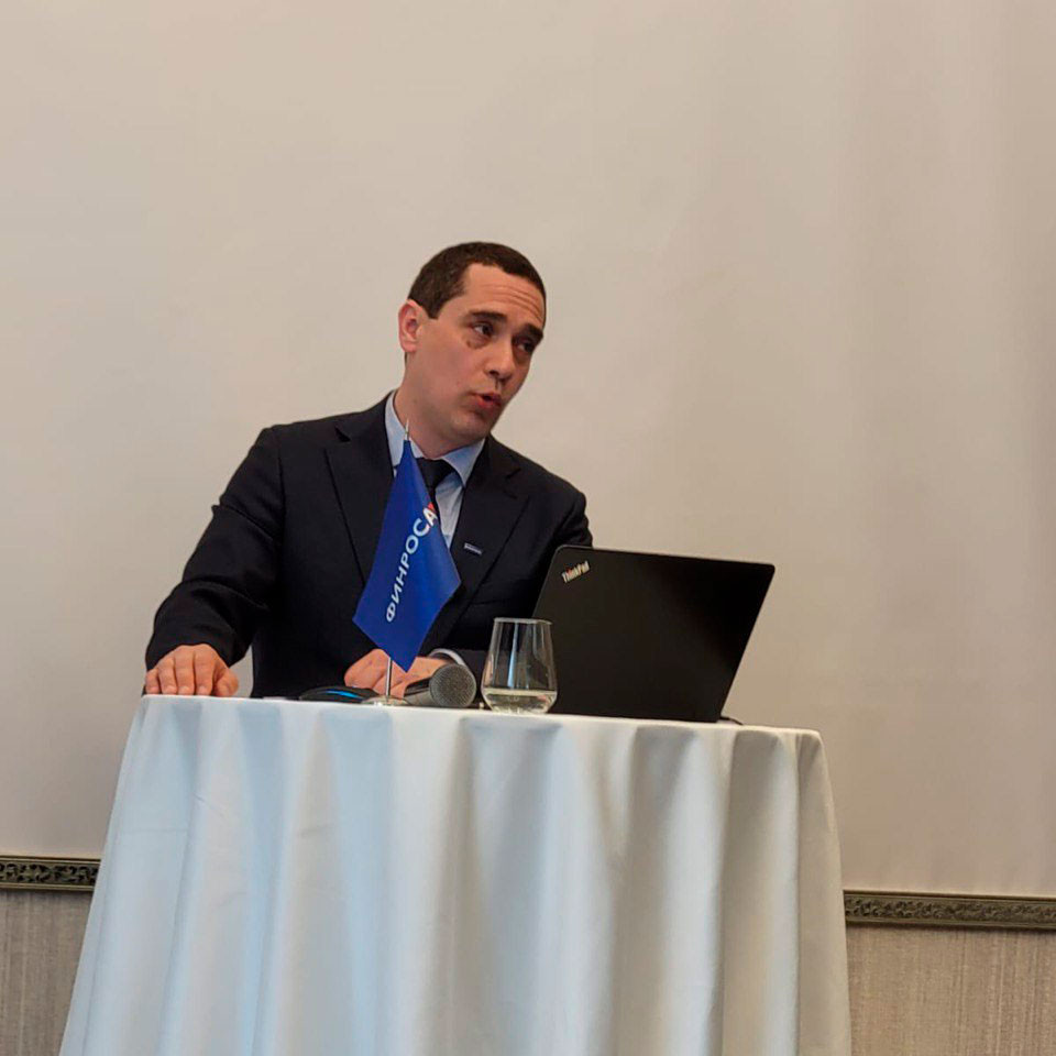 Вагапов Олег Ильдарович - специалист компании АК ФИНРОСА, консультант (опыт работы в бухучете, аудите, налоговом учете с 2007 год).